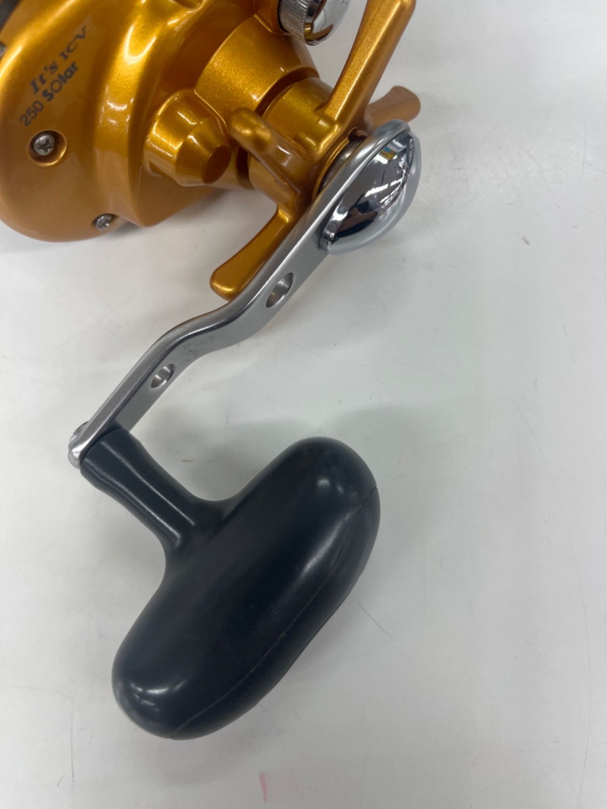ダイワ イッツICV250ソーラー カウンター付き 船リール(08