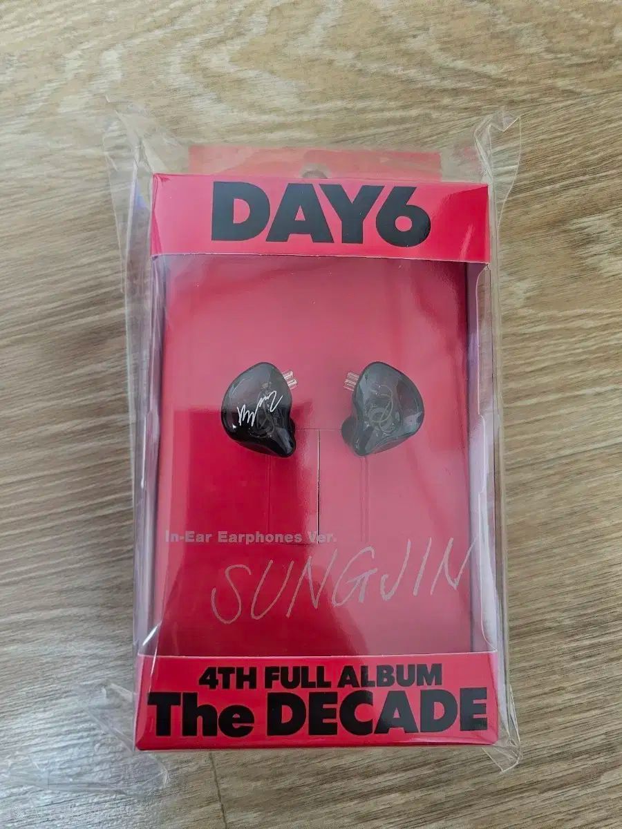 DAY6 ソンジン イヤホン The Decade アルバム グッズ