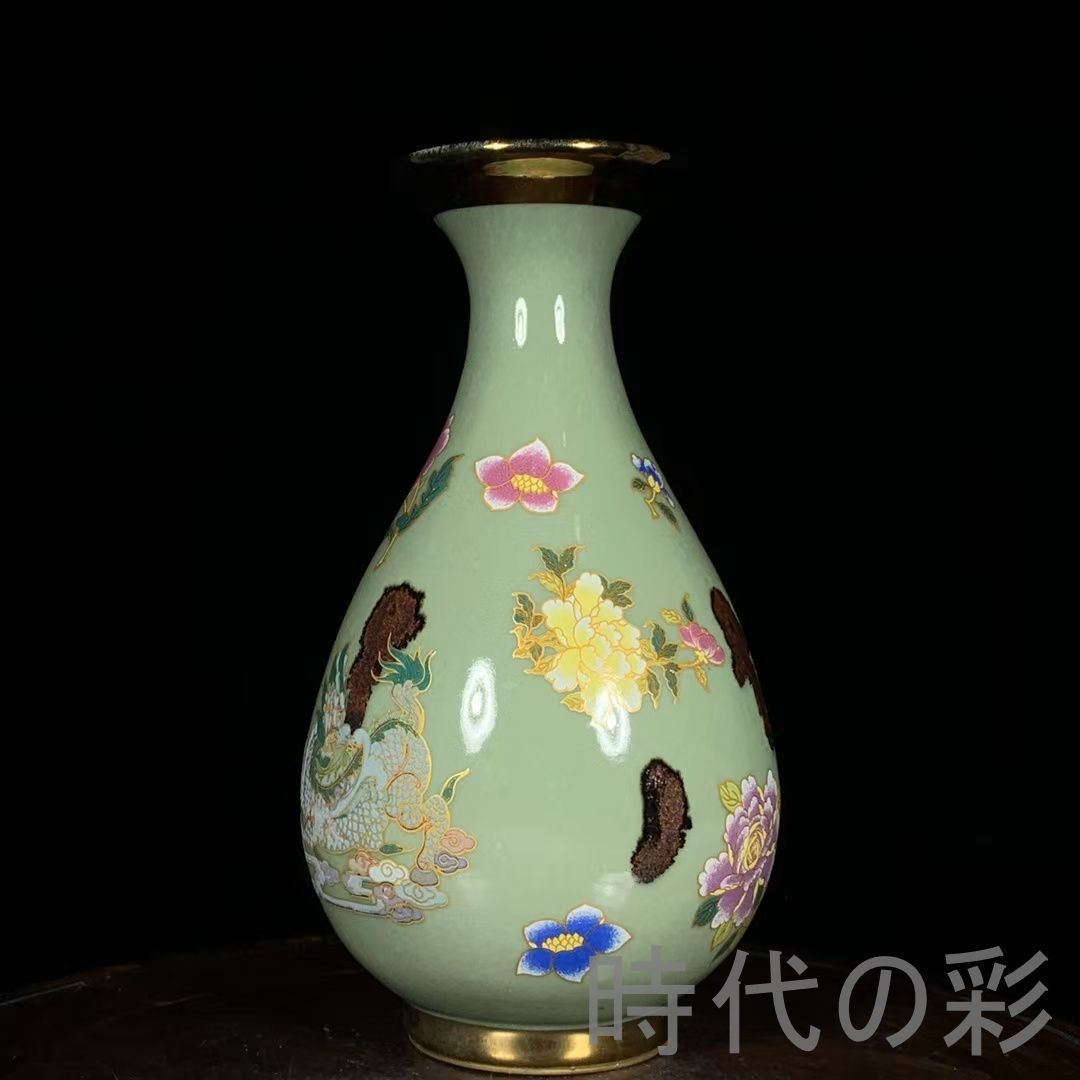 上品な 中国古美術 宋代 龍泉窯 加彩絵 金 観音像 玉壺春瓶 花瓶 文房置物 茶道具 青磁 古陶磁器 旧蔵 古賞物 古玩 時代物 R0710110132