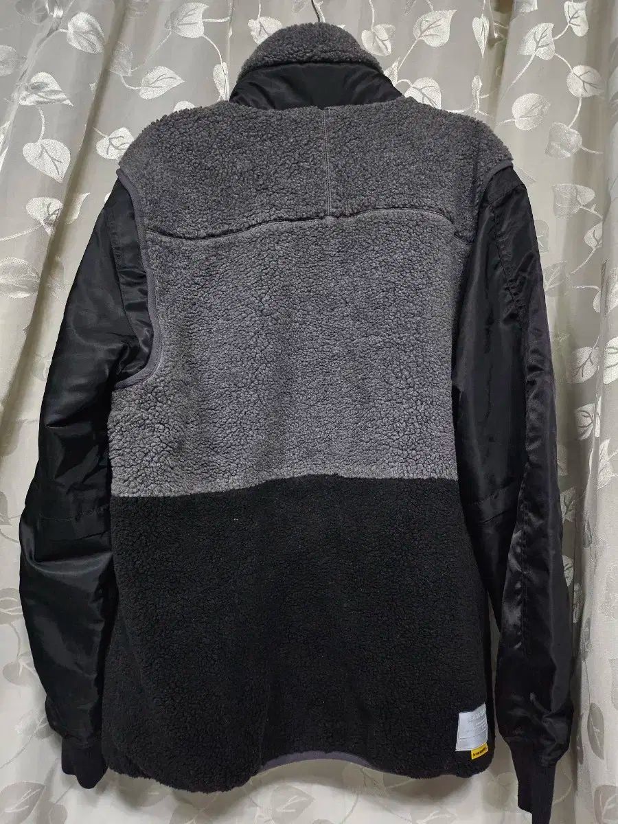 ルコックスポルティフ フリース パイロットジャンパー ブラック グレー