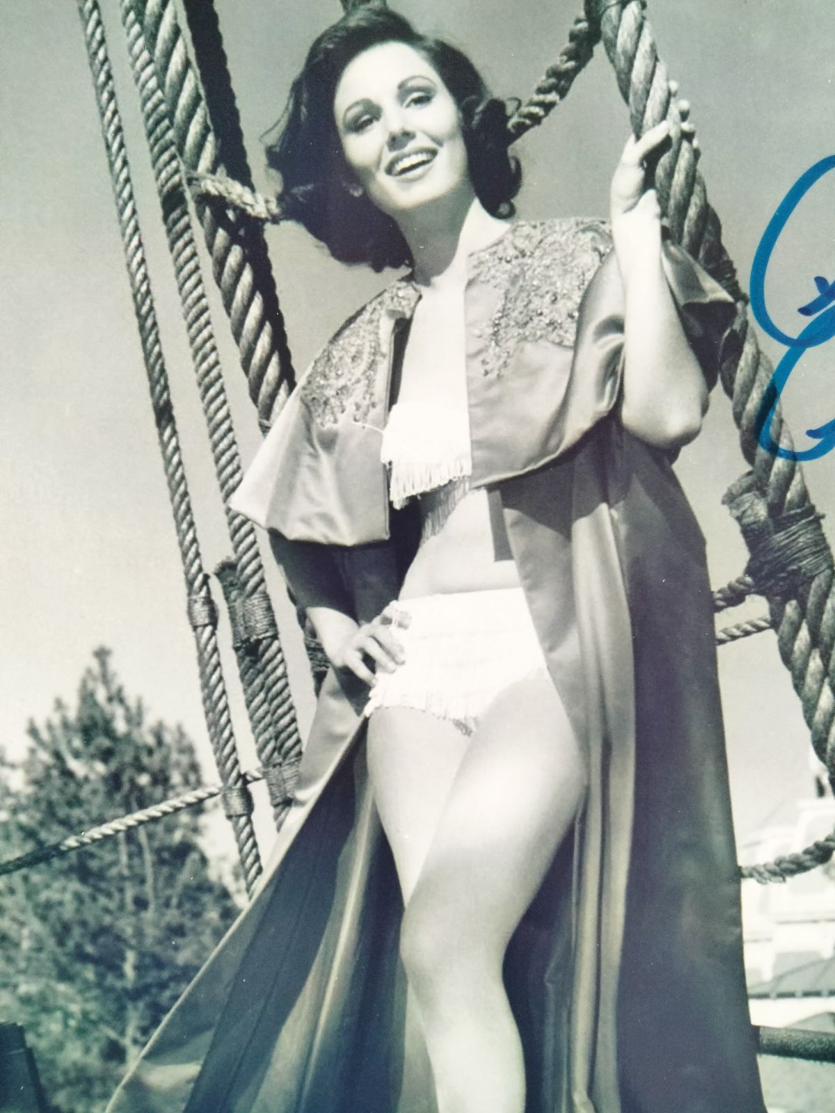 ポーラ・プレンティス直筆サイン入り超 特大写真…Paula Prentiss