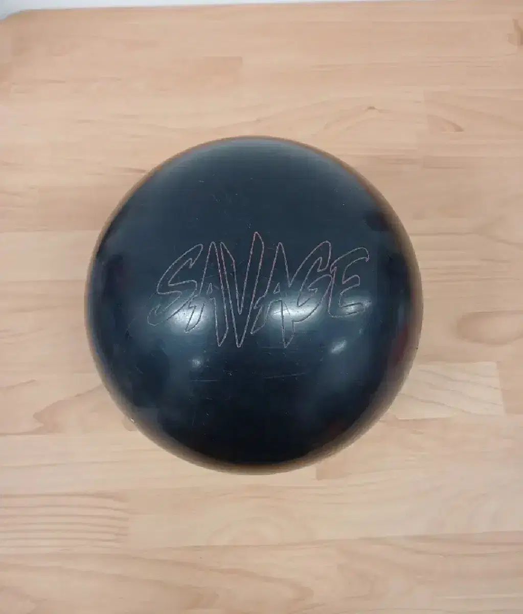 ボウリングボール14p 中古ボーリングボール 14p サベージ 左手 - メルカリ
