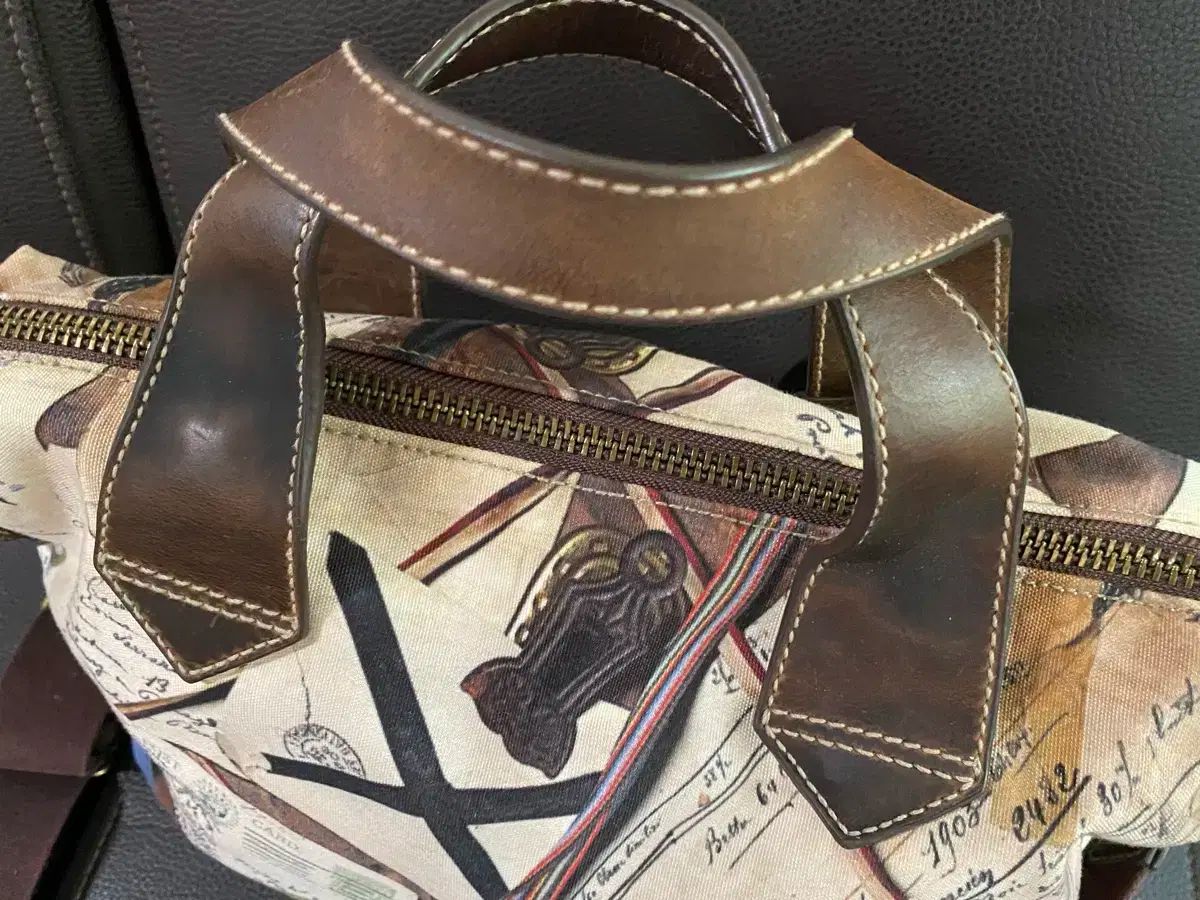 ポール スミス バッグ モデル