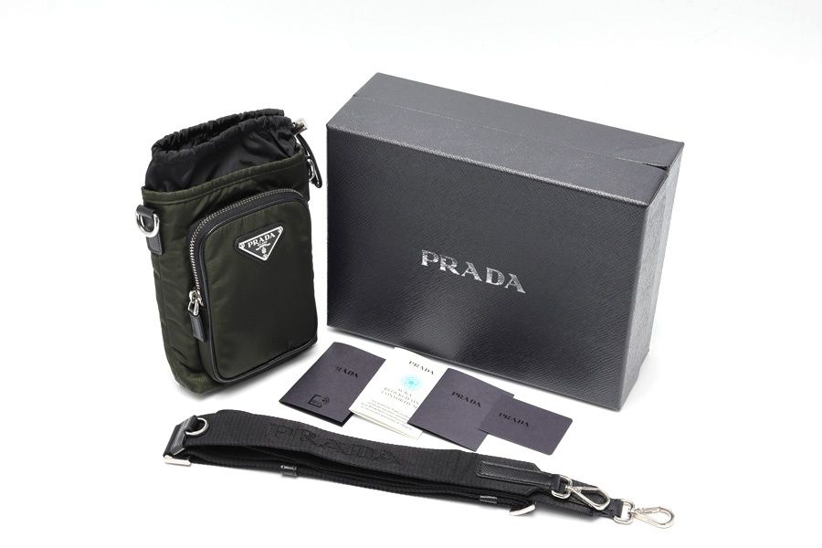 PRADA プラダ ポーチ付き スマートフォン ケース　スマホショルダ PRADA（プラダ） スマートフォンケース 1ZT054 2DMJ メンズ ReNylon