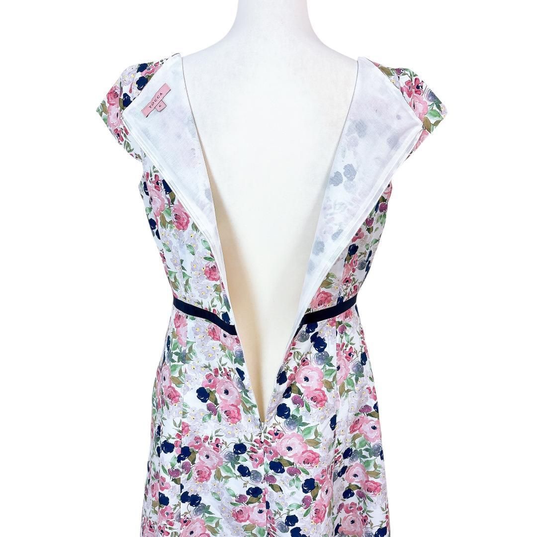 美品】トッカ フレンチスリーブワンピース Aライン フレアスカート 6