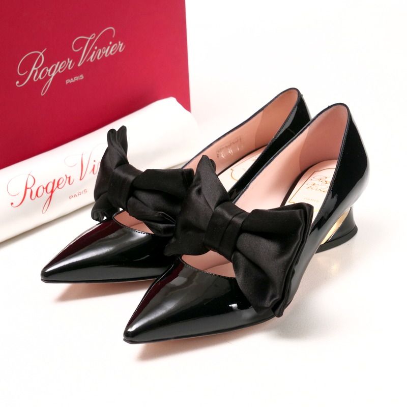 【ロジェ・ヴィヴィエ】パンプス Courbette レザー レッド □未使用品□Roger Vivier ロジェヴィヴィエ Courbette パンプス