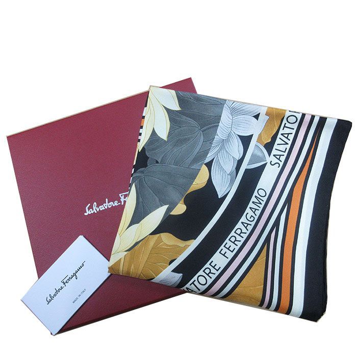 フェラガモスカーフ フェラガモ スカーフ Salvatore Ferragamo シルク100% 正方形