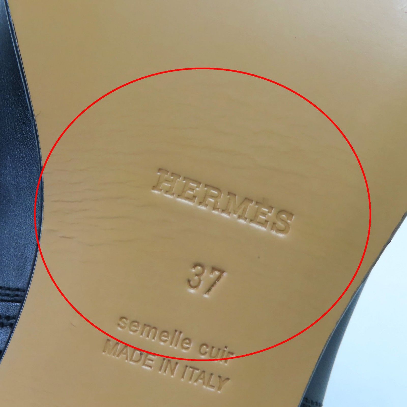 ショートブーツ