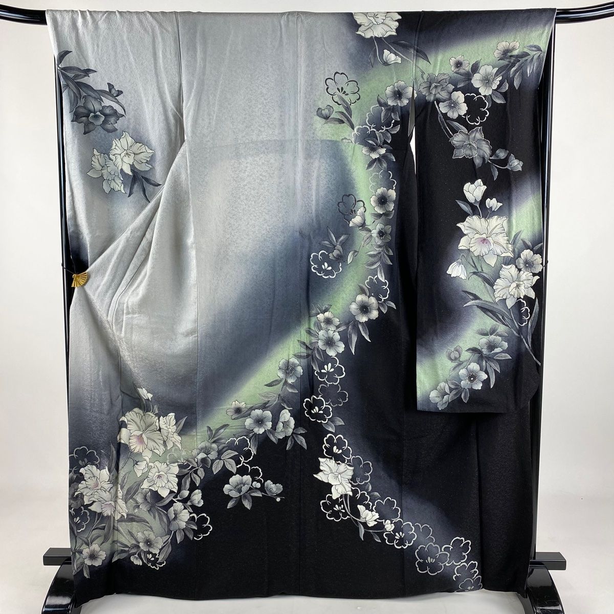 振袖 身丈171cm 裄丈68.5cm L 袷 草花 銀通し 銀彩 灰色 正絹