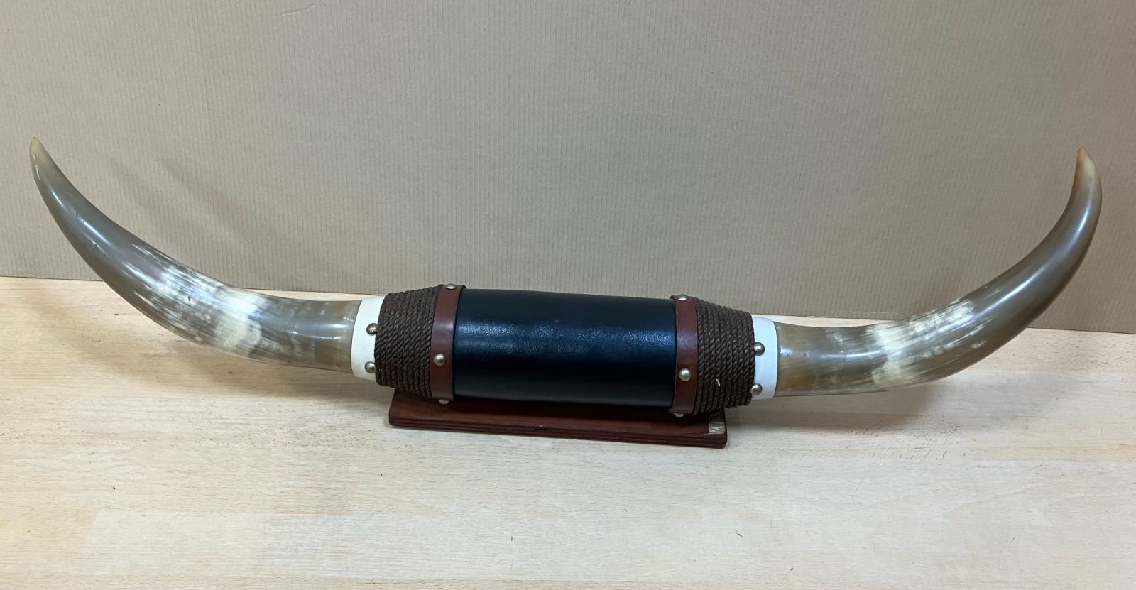 20079】水牛 角 ツノ オブジェ 約90cm 置物 インテリア コレクション