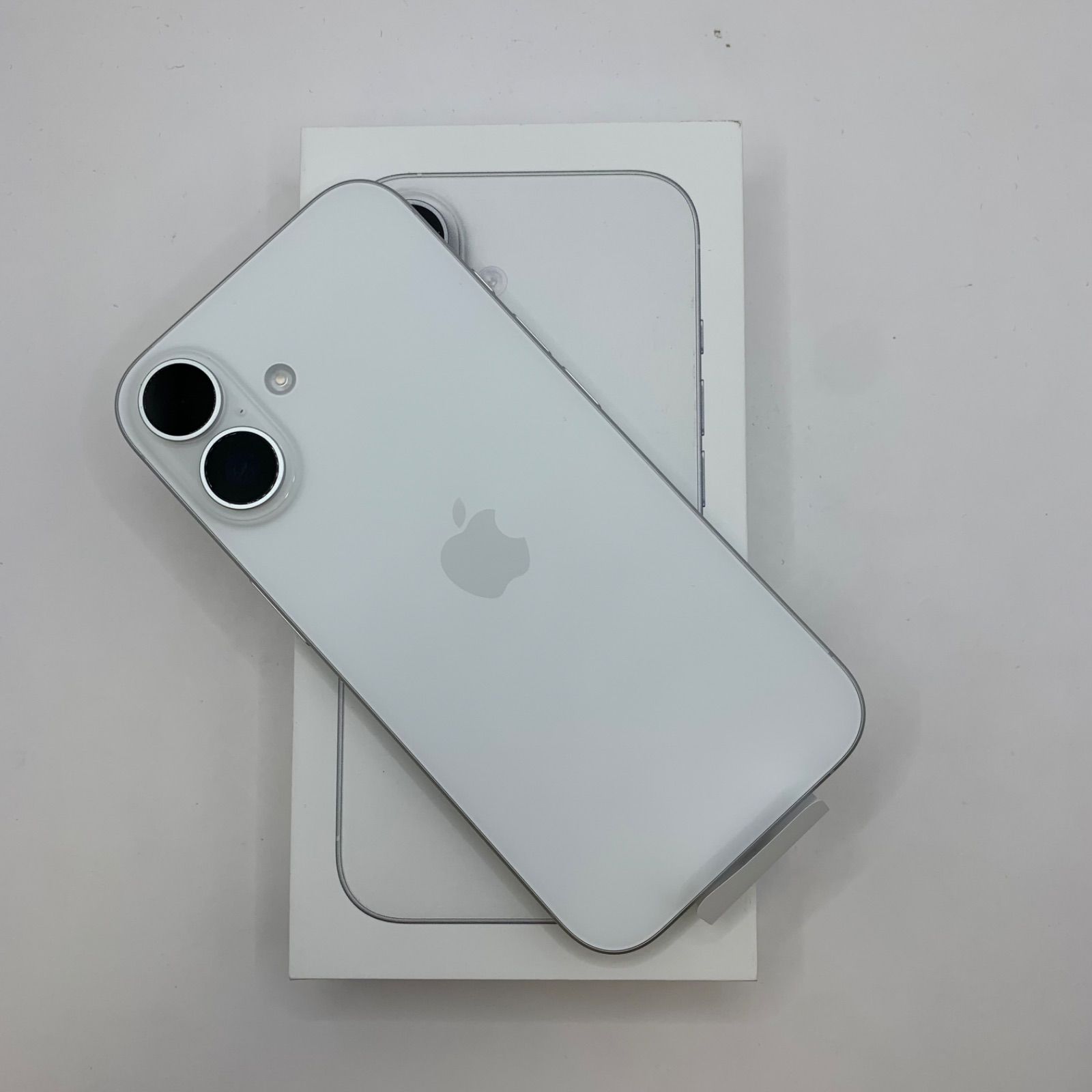 新品未開封 iPhone 16 256GB ホワイト SIMフリー - メルカリ 新品未開封 iPhone 16 256GB ホワイト SIMフリー - メルカリ