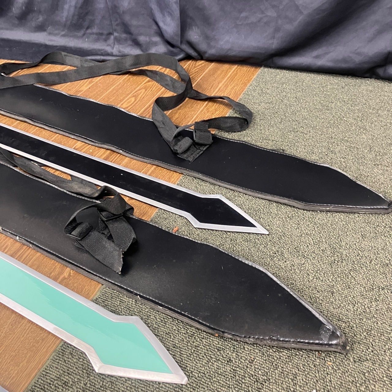 旧家蔵出し品 赤茶色 蝋色塗り 大刀の鞘 刀装具 武具 旧家蔵出し