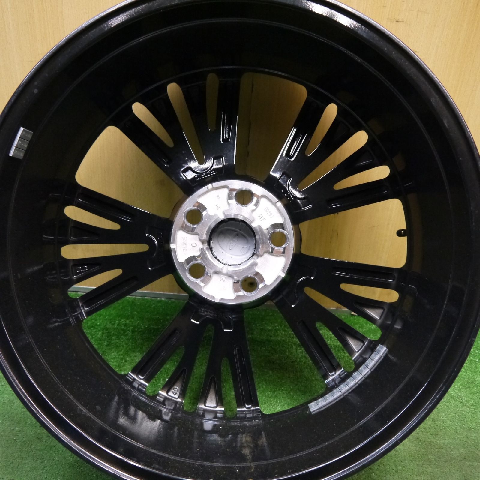 送料無料] 新車外し！1本☆トヨタ 60系 プリウス 純正 ホイール 19