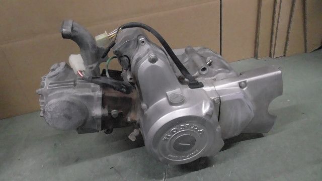 カブ50カスタム C50-0316xxx の エンジン 1747185317