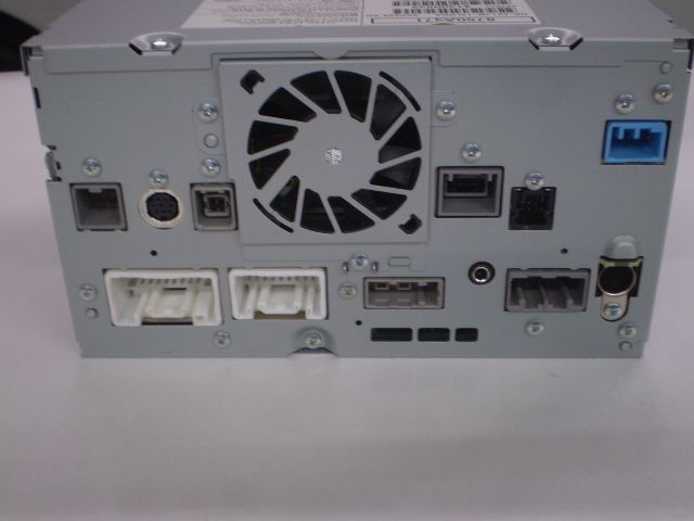 デリカ D5 LDA-CV1W 純正ナビモニター 8750A371 動作確認済み！本州