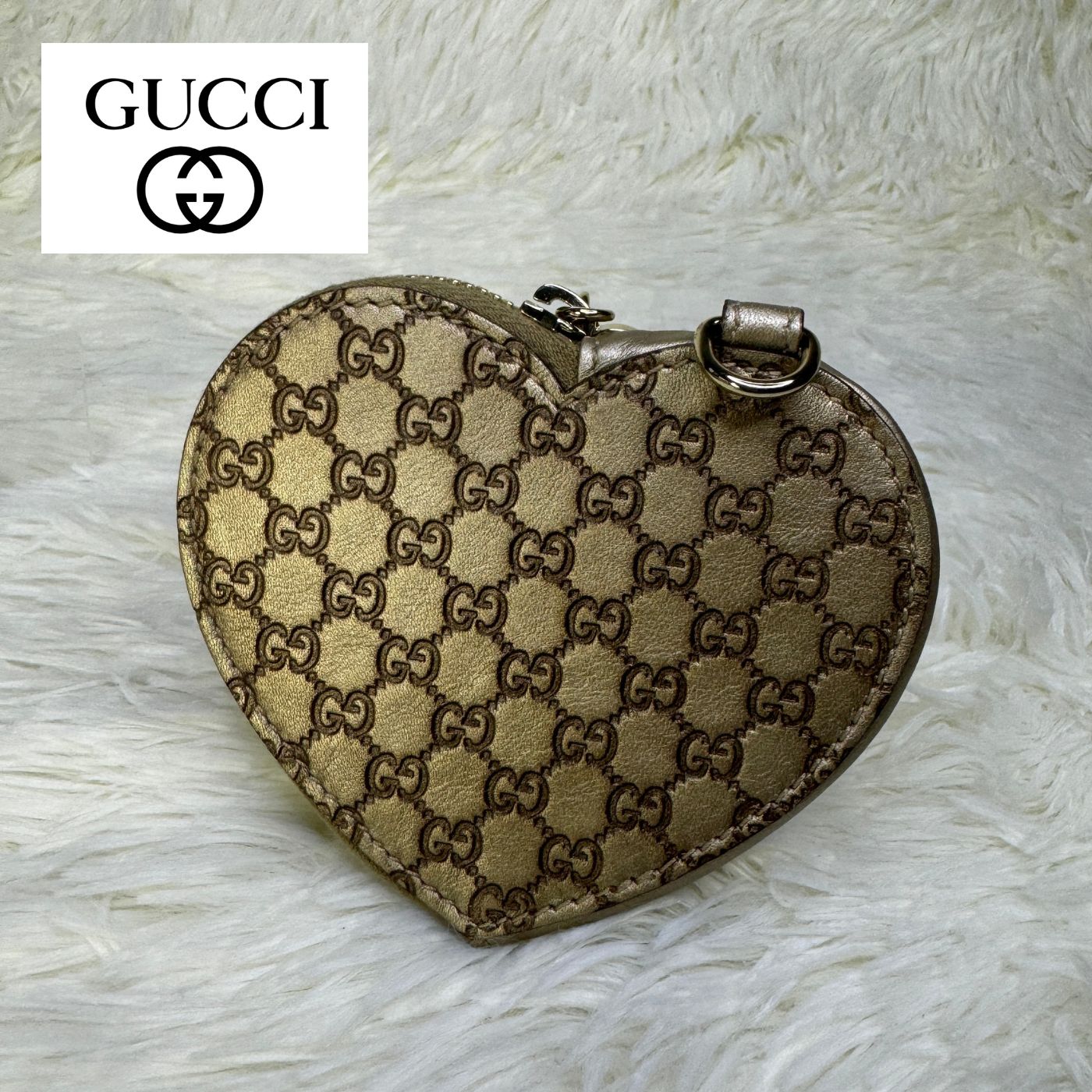 GUCCI グッチ コインケース GGキャンパス ハート型コインケース 未使用 