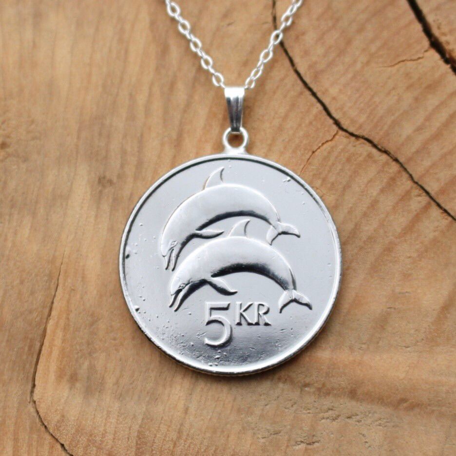 5クローナ アイスランド コイン ペンダント - メルカリ