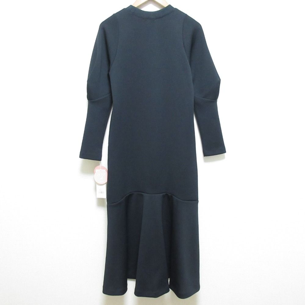 美品 24AW emmi atelier エミアトリエ ダンボールボリューム