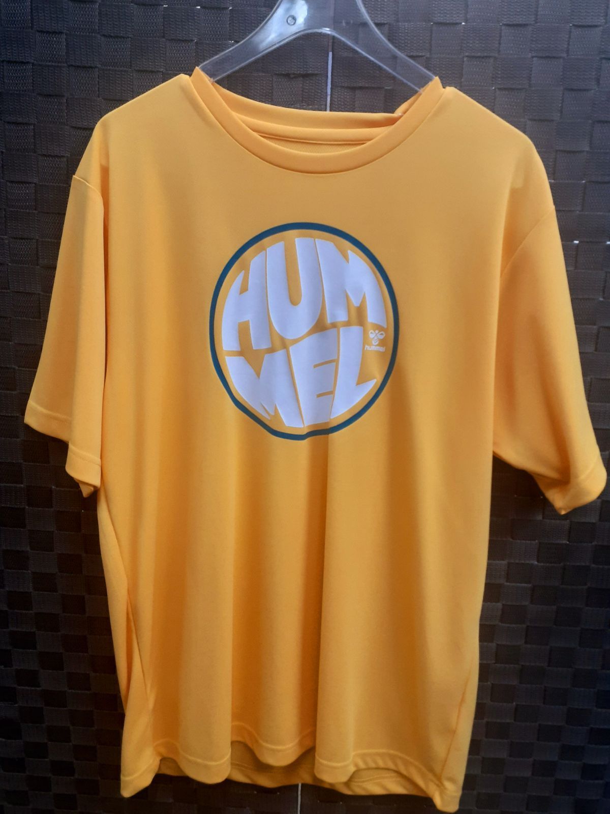 【新品，100%新品】 プリントTシャツ　hummel その他