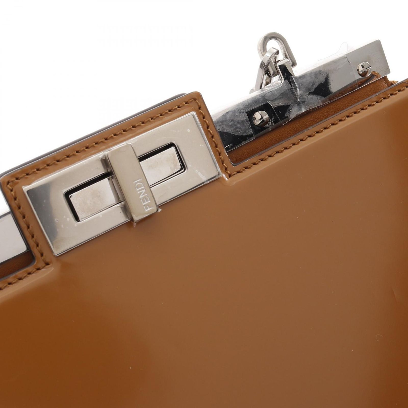 フェンディ レザー ピーカブー カット ショルダーバッグ 8BN340 楽天市場】フェンディ FENDI ピーカブー カット ミディアム