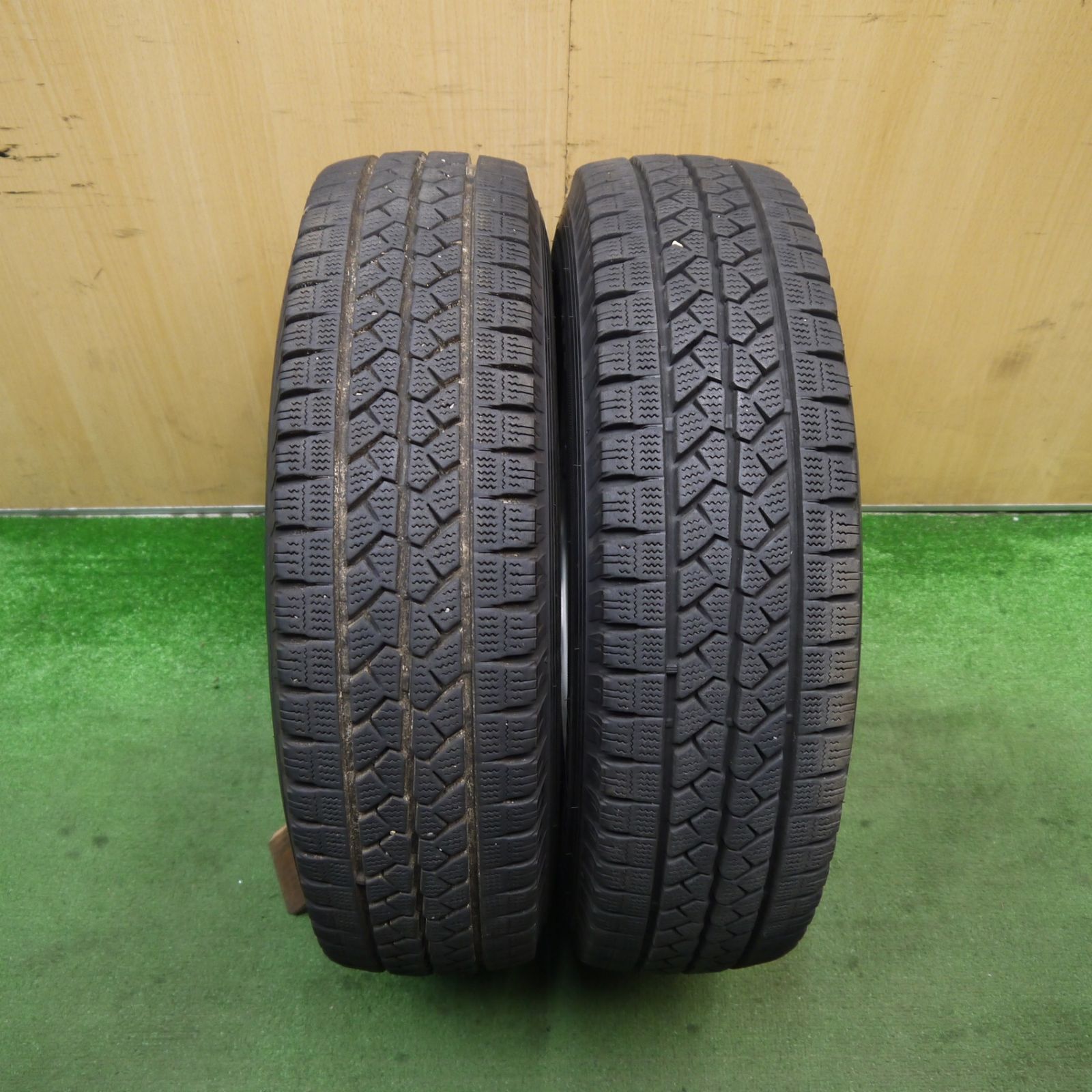 バリ溝！9分！2本☆スタッドレス 185R14 8PR ブリヂストン ブリザック 