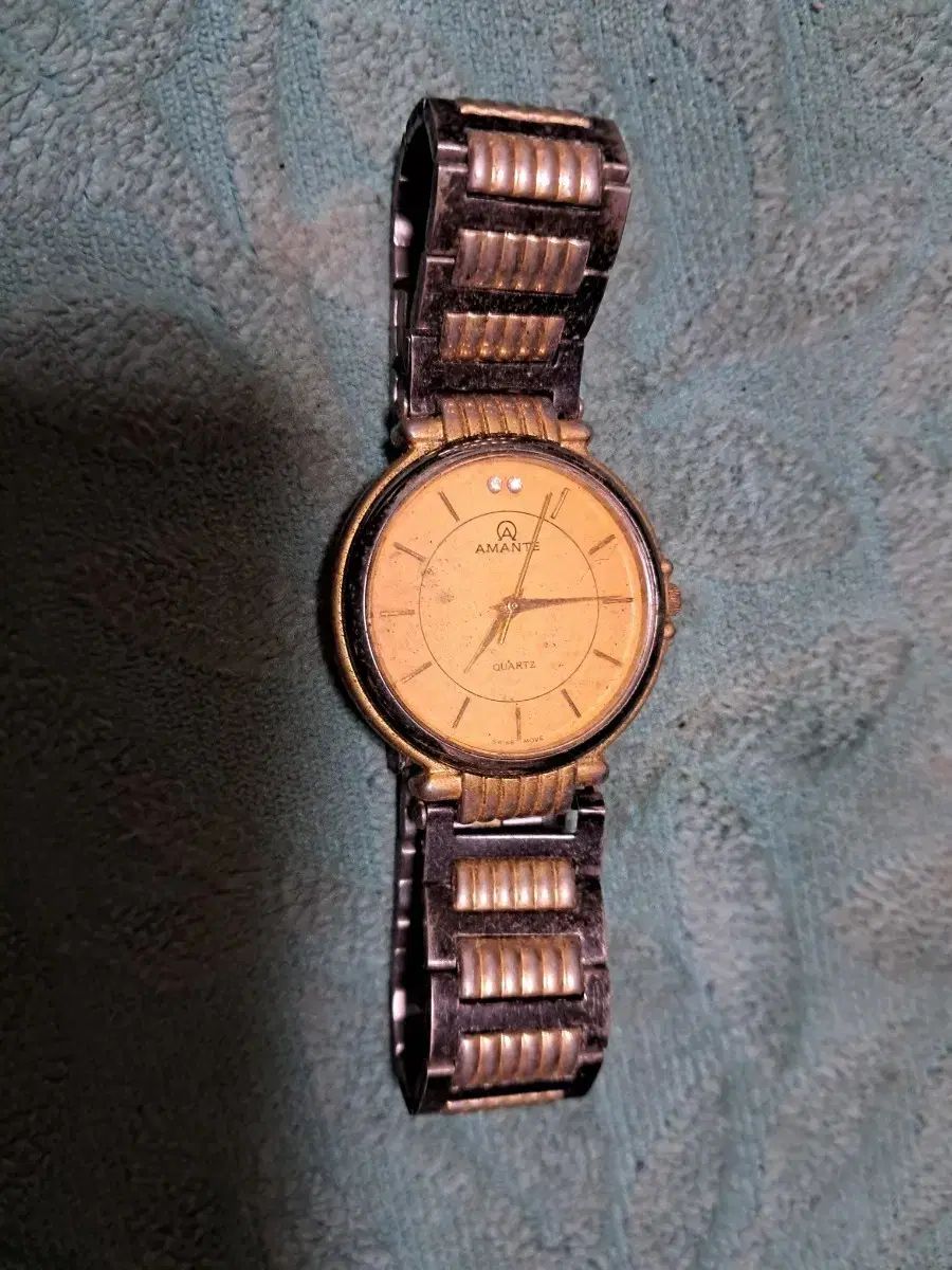 AMANTE クォーツ 時計 ゴールド/ブラック