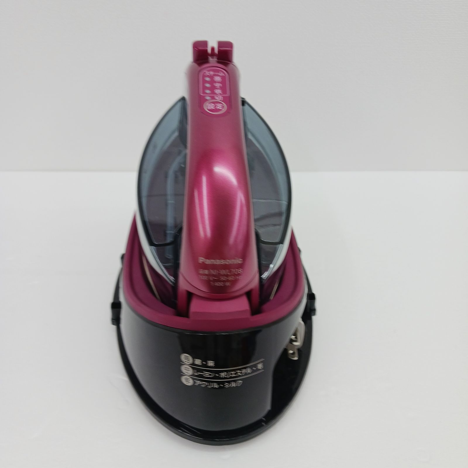 展示商品】 パナソニック Panasonic コードレススチームアイロン