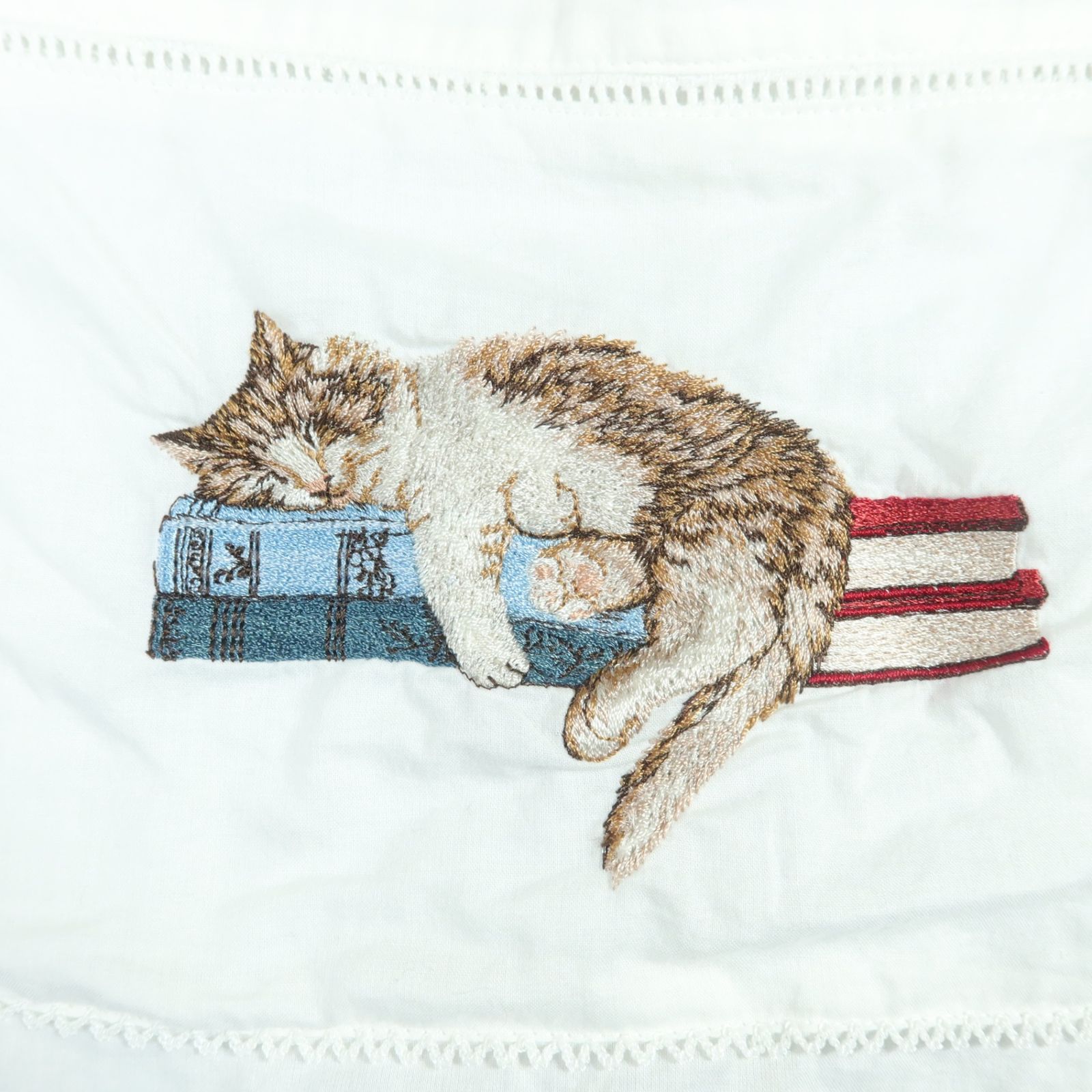 書斎の猫たちブラウス