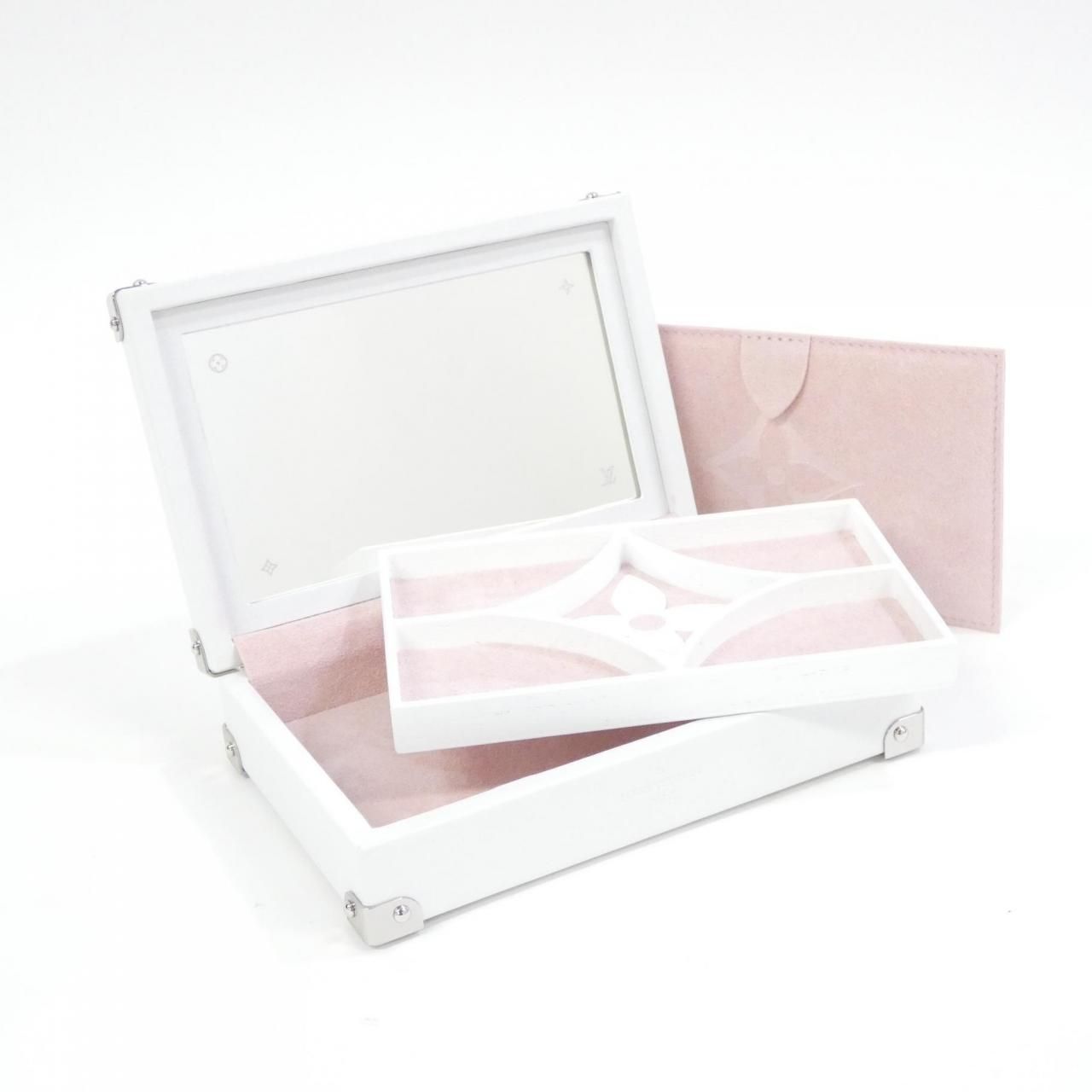 ルイヴィトン ジュエリー ボックス GI0652 - メルカリ