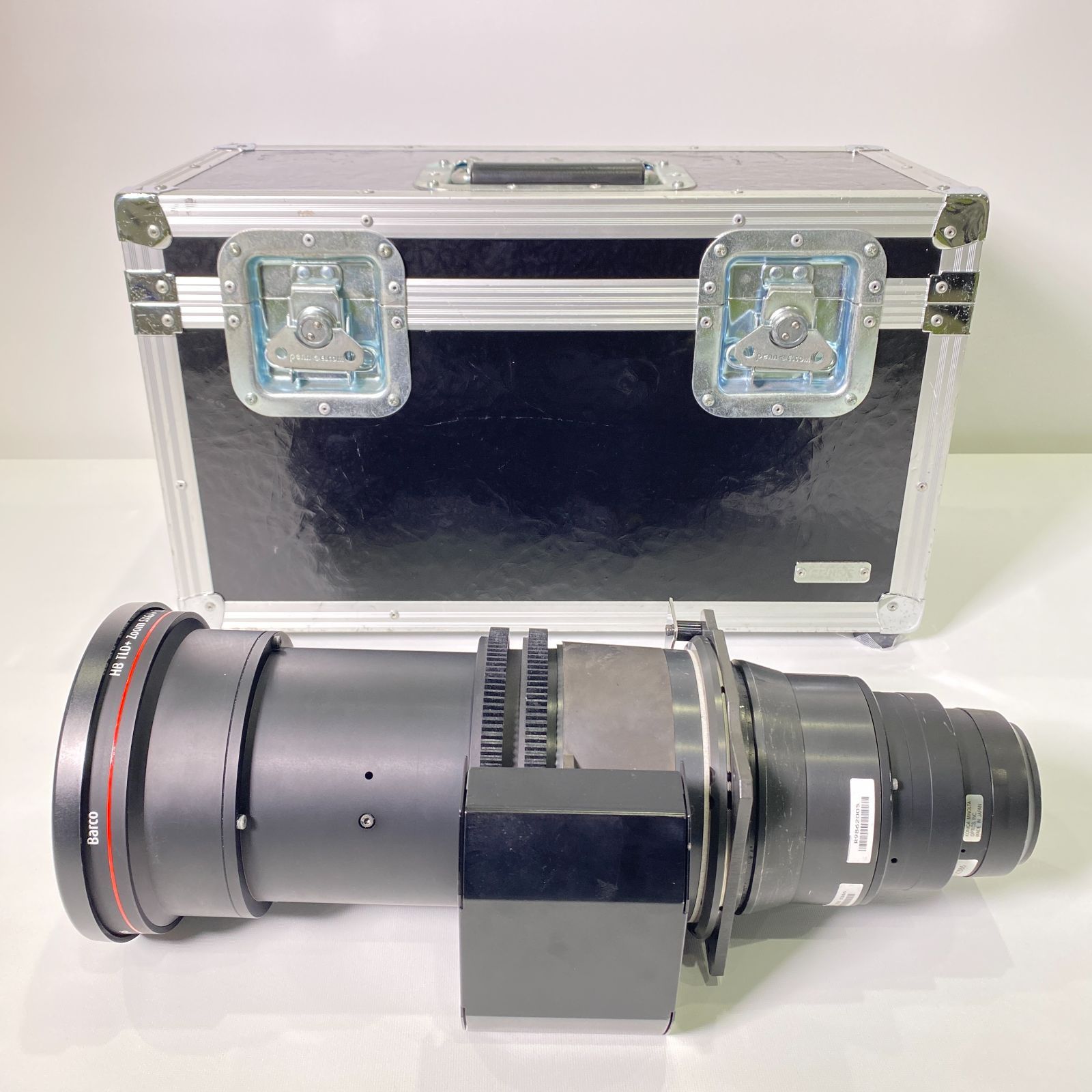 T02-t067 【動作保証】Barco R9862005 TLD+ (1.16-1.49) プロジェクター用ズームレンズ 専用ケース付き T02-t067 【動作保証】Barco R9862005 TLD+ (1.16-1.49