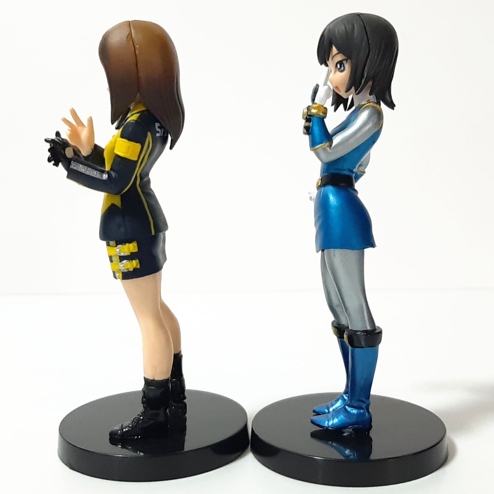 【エコメルカリ便】14個　プライズフィギュア　ヒーロー　ヒロイン 雑貨セット バンダイ ガールズ・イン・ユニフォーム 戦隊ヒロインフィギュアセット