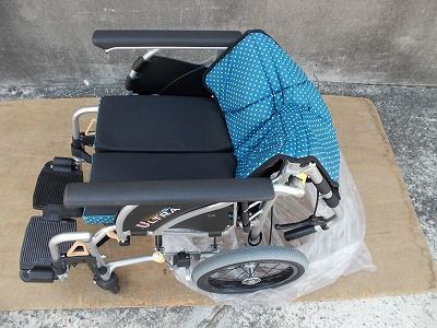 一部地域を除く 日進医療器介助式多機能車椅子ウルトラ