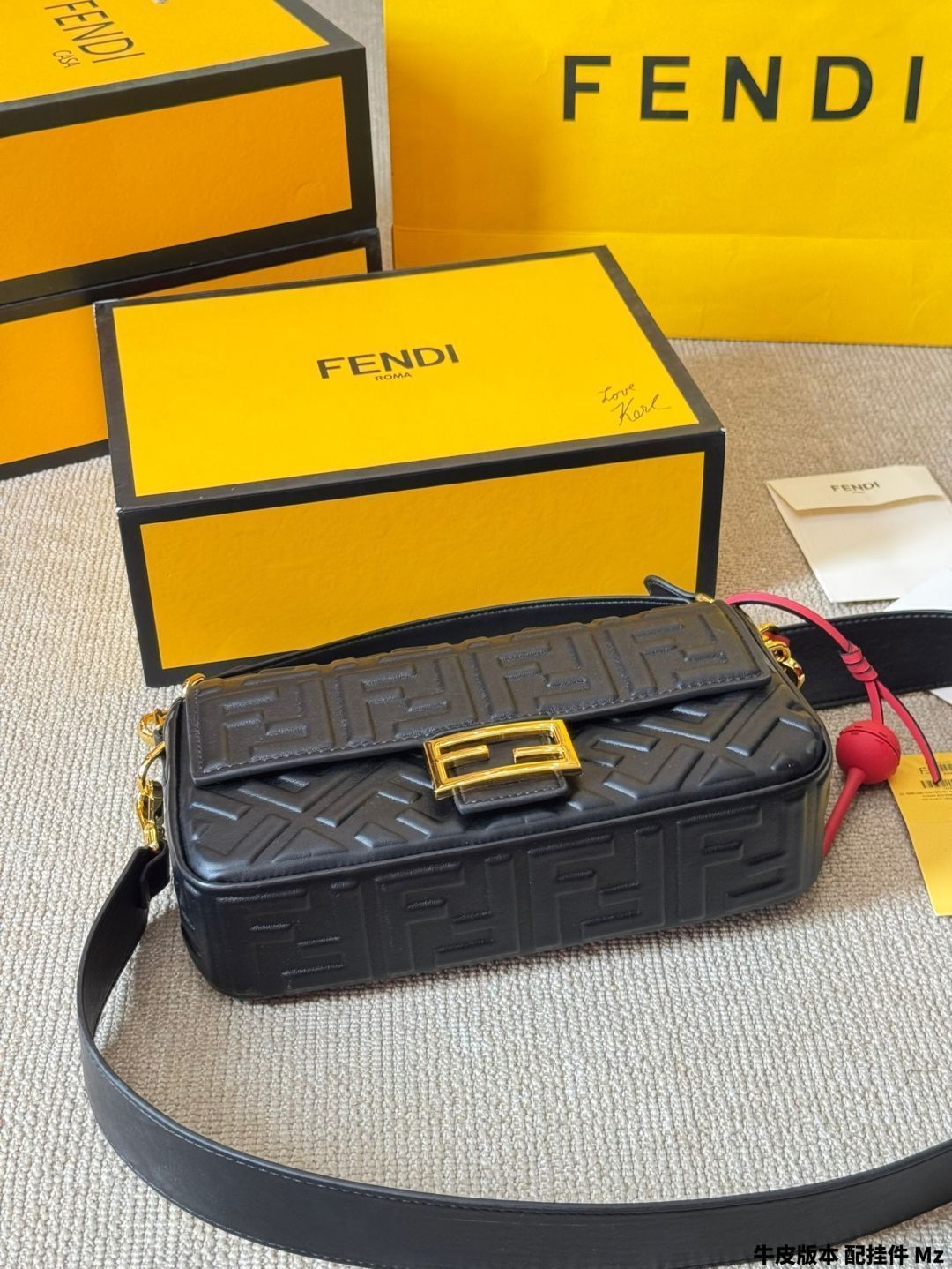 本日限定特価】フェンディ バゲット ミディアムサイズ 25cm/17cm