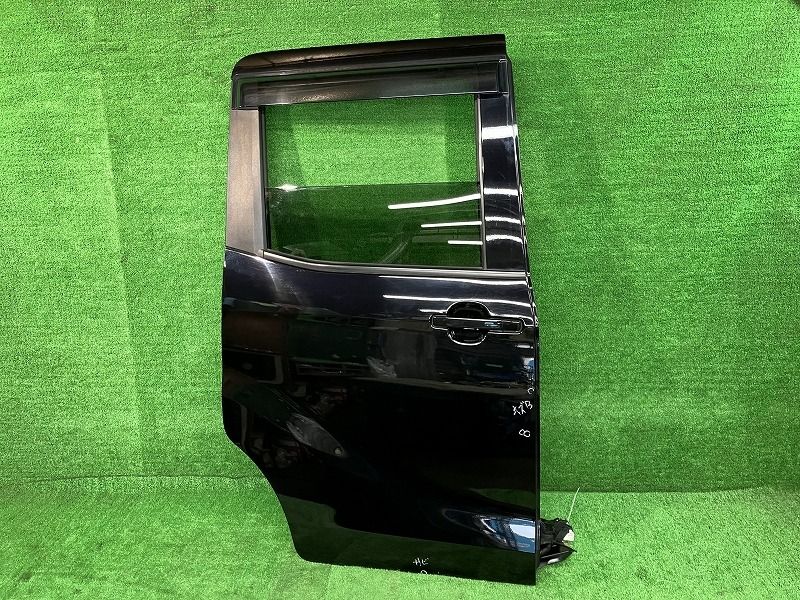 デイズルークス B21A 右リアドア X 4WD ニホンイタ M31Q8 82100-6A00L CAN