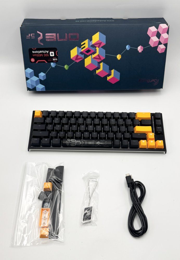 DUCKY ゲーミングキーボード One 2 SF RGB 65% 静音赤軸 英語配列 dk-one2-rgb-sf-silentred