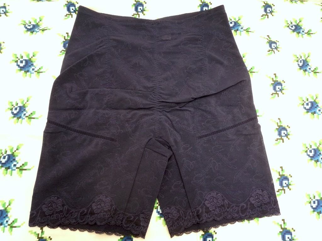 82 サファイアブルー