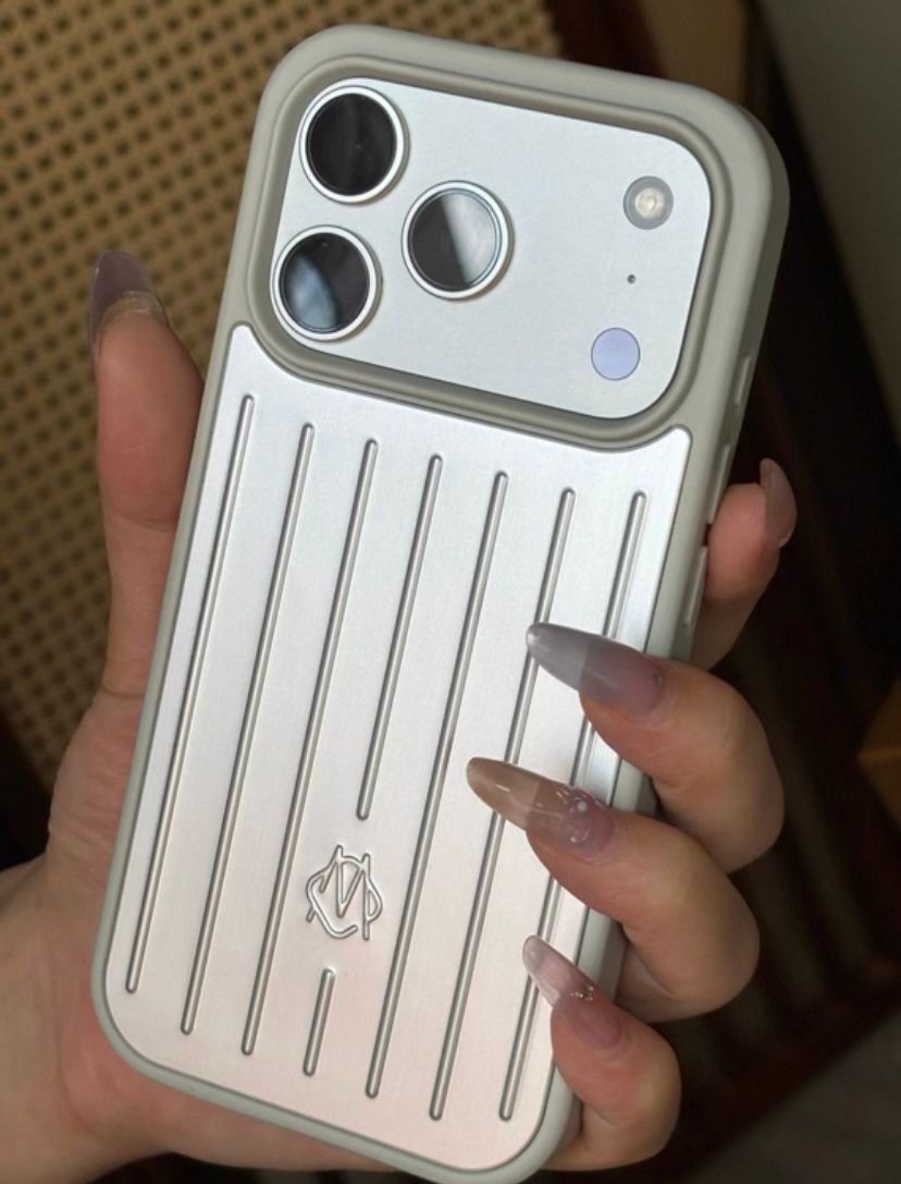 割引 フルカバー防摔 マグネット マグネシウムアルミ合金スマホケース