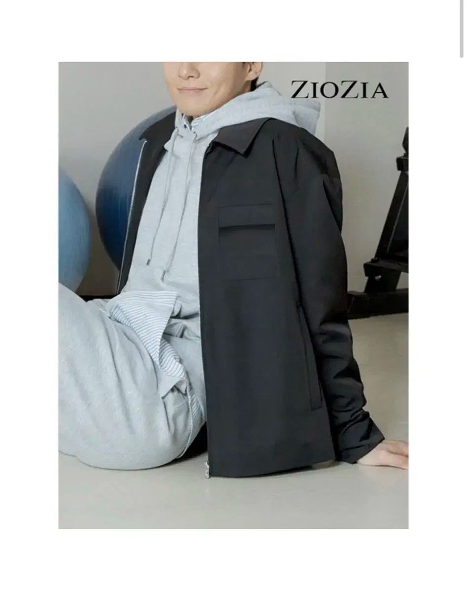 ZIOZIA(ジオジア) ワンポイント カラー ブルゾン ジャンパーを売っています
