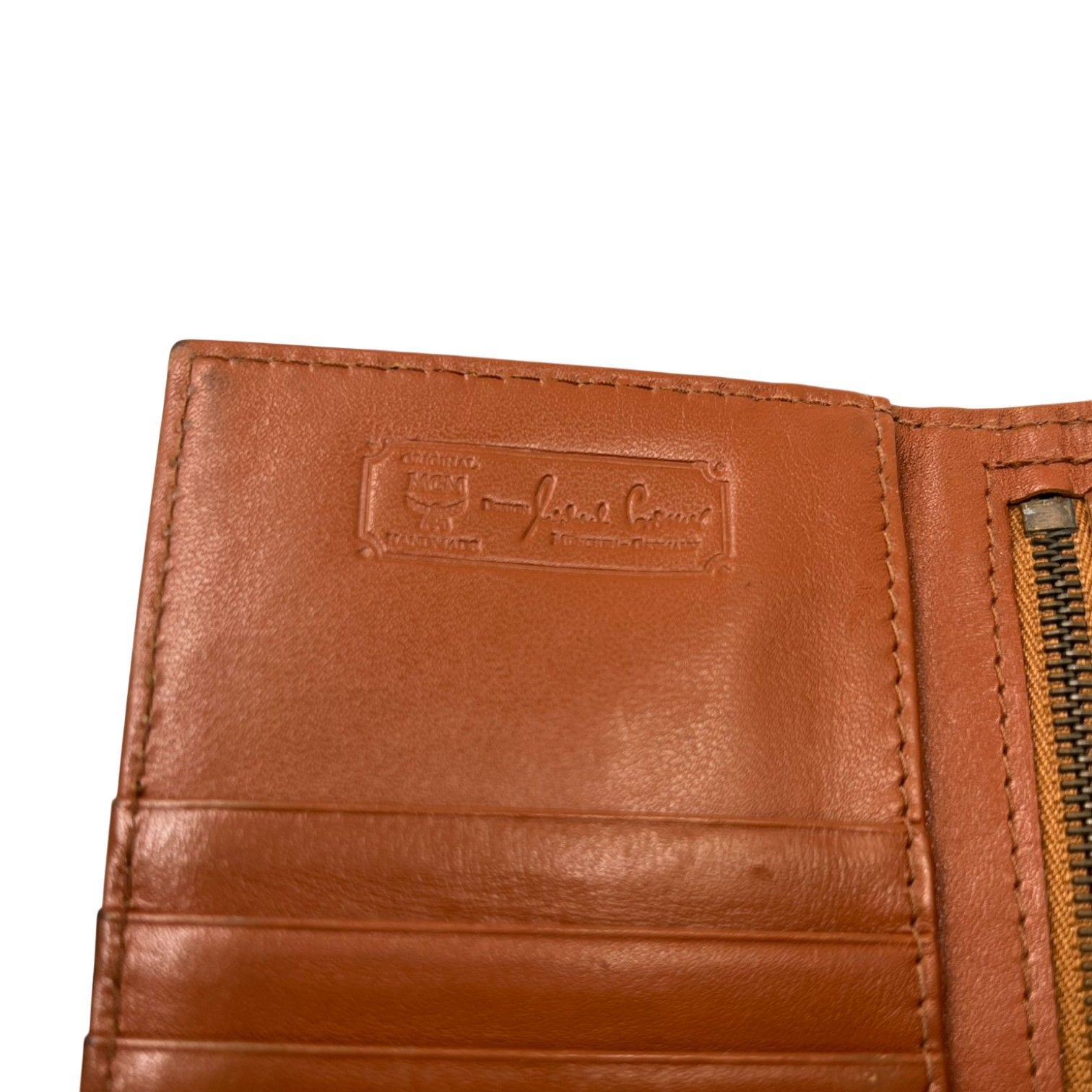 新品　MCM 二つ折り長財布 ブラウン MCM ブラウンレザー 長財布 ウォレット二つ折り - メルカリ