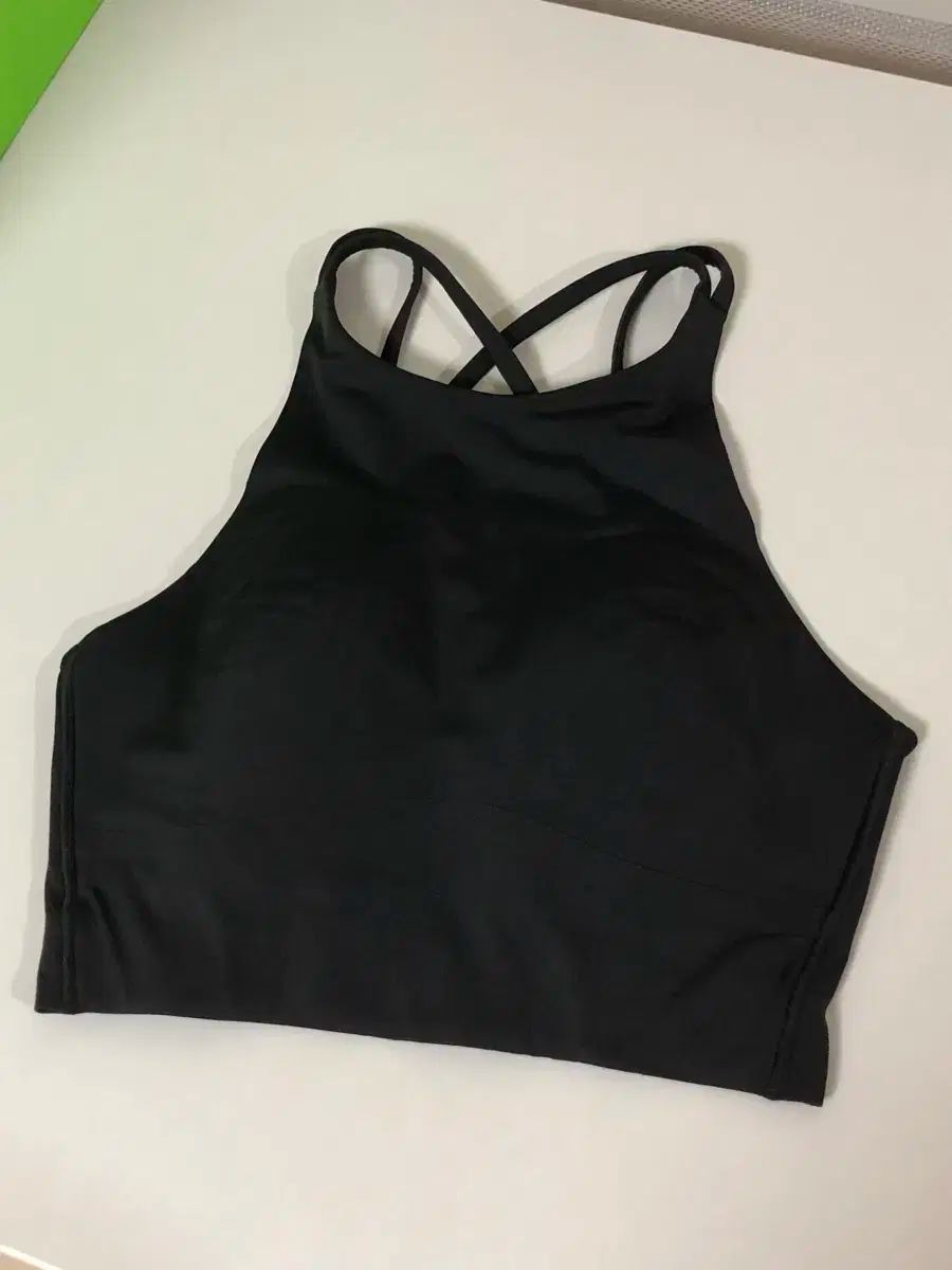 ルルレモン アラインクロップキャミタンクトップ 8 黒 ブラック
