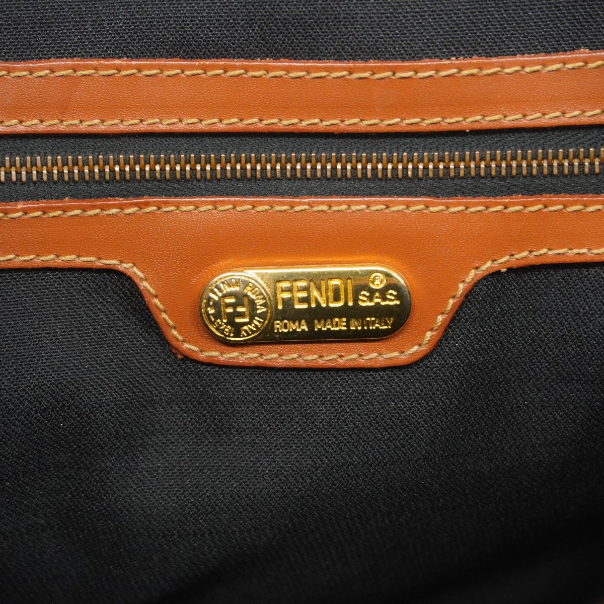 5hc1861-h】フェンディ ショルダーバッグ ペカン PVC ブラウン