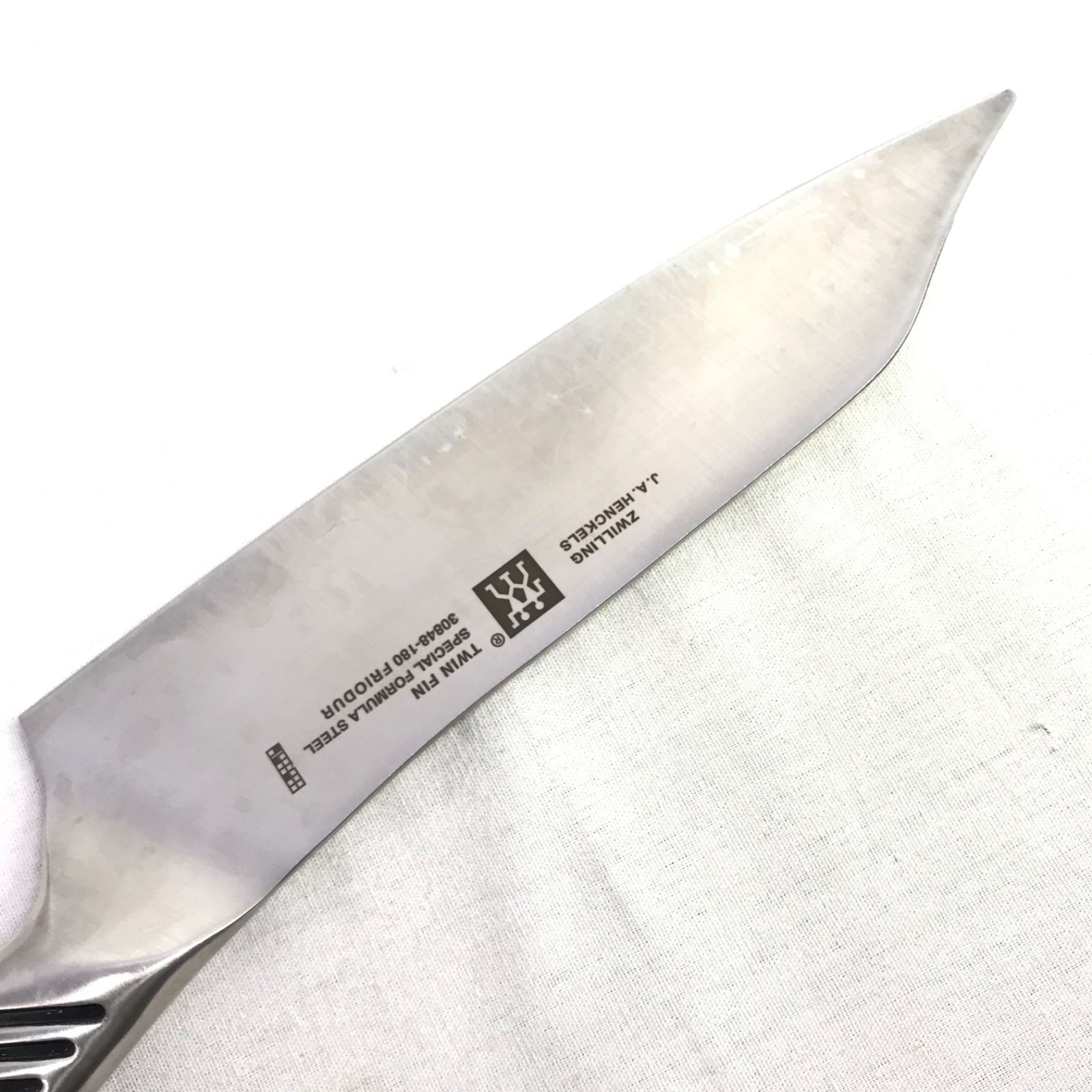 ZWILLING J.A HENCKELS ヘンケルス 包丁 TWIN FIN 30848-180 FRIODUR 