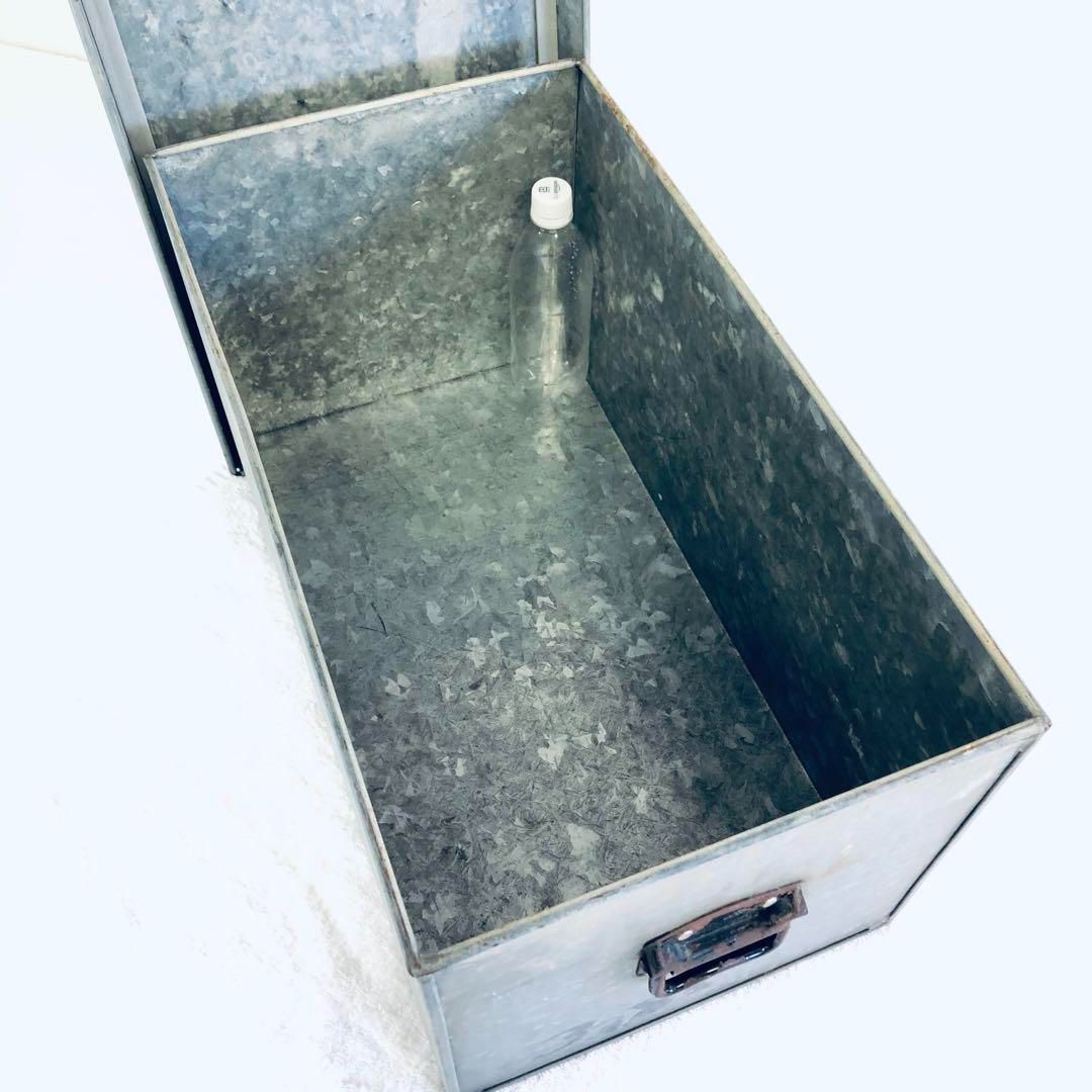 ブリキ缶　トタンBOX　昭和レトロ　ダメージ　ハードケース　頑丈タフ　③ ブリキ缶 トタンBOX 昭和レトロ ダメージ ハードケース 頑丈タフ
