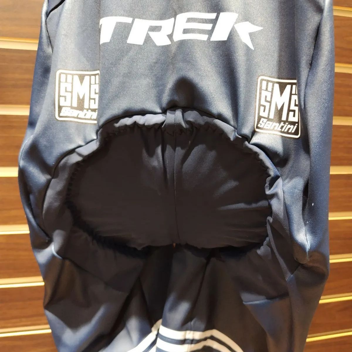 サンティーニ リドル・トレック レプリカレースビブショーツ - Trek Bikes (JP)