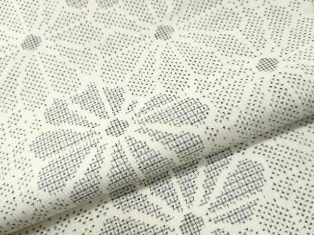 平和屋着物●本場大島紬　白大島　7マルキ　吉祥菊文　正絹　逸品　CAAU1776yc 平和屋着物○本場大島紬 白大島 7マルキ 吉祥菊文 正絹 逸品