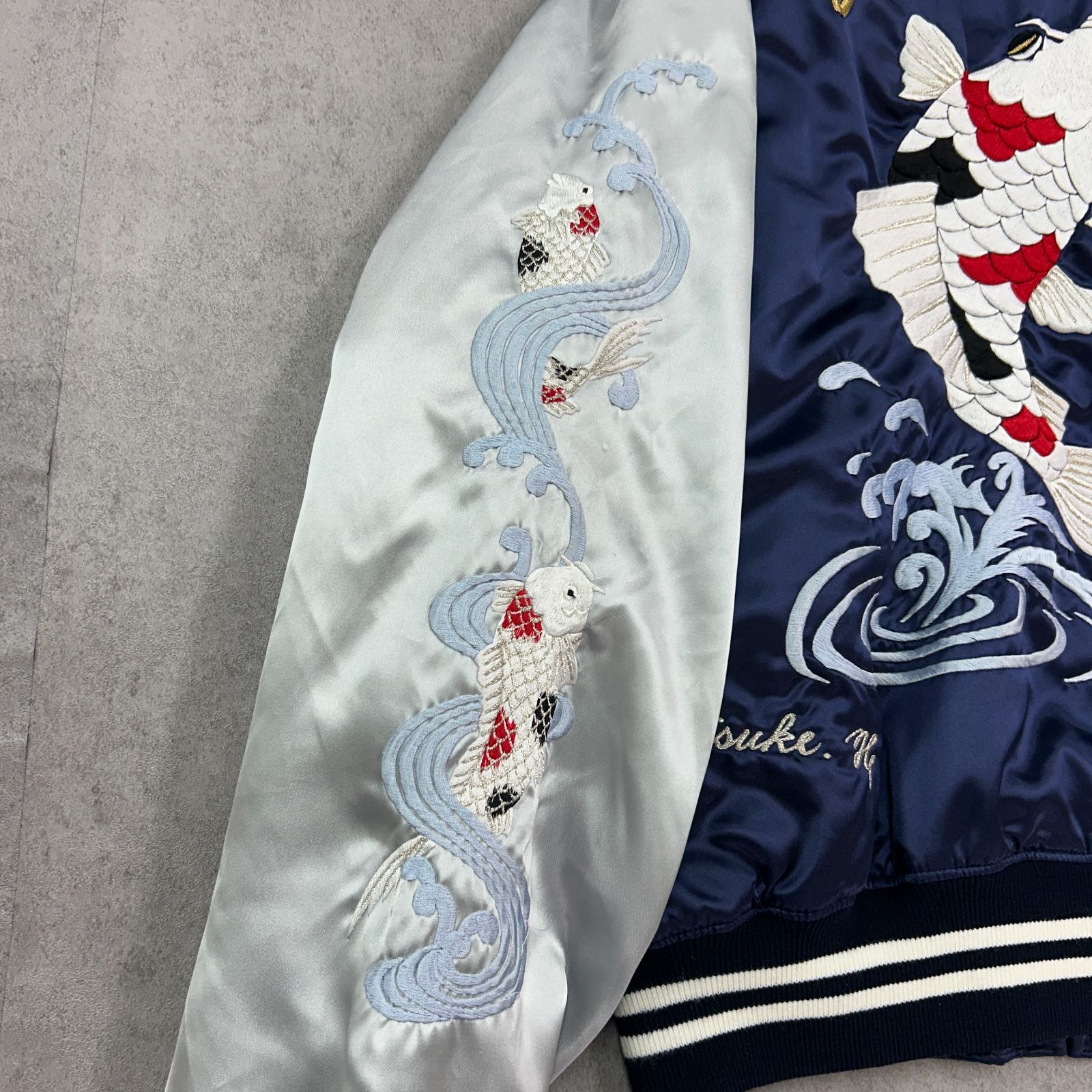 横須賀プリンス商会 スカジャン 日本製 刺繍 中綿入り プリンス商会 横須賀 ドブ板 鯉 刺繍 職人 トップス 長袖