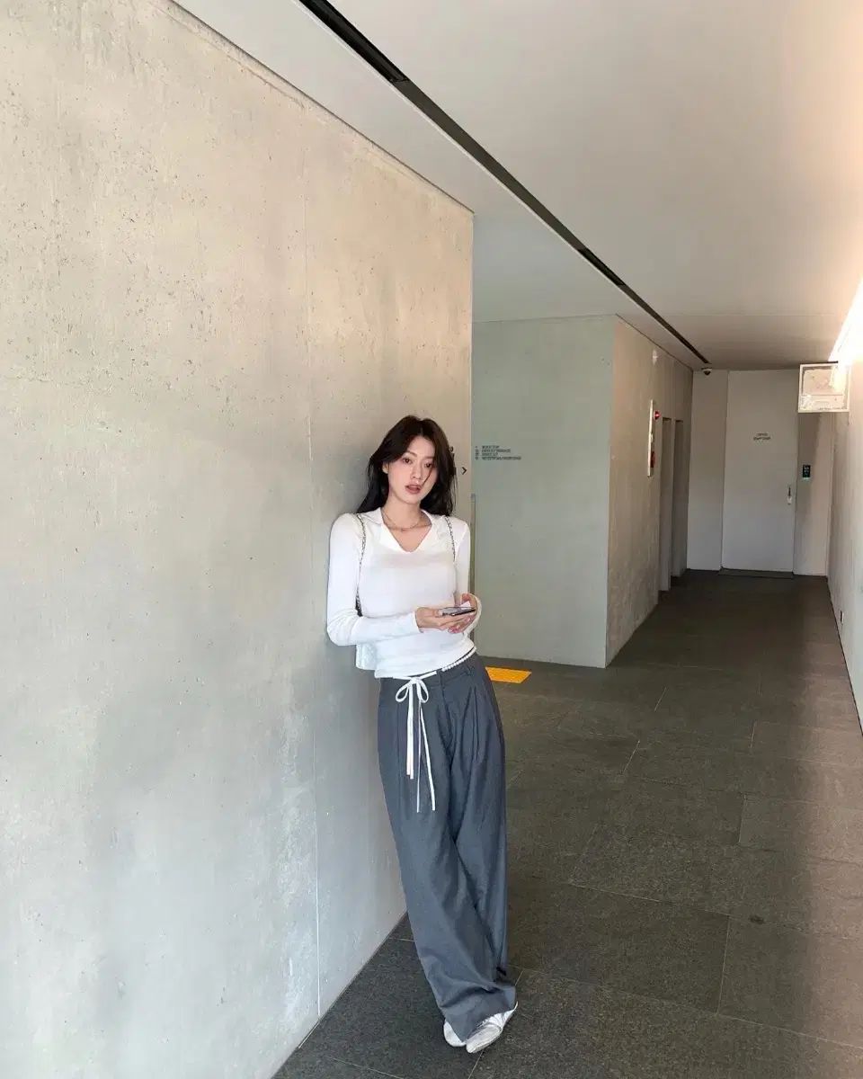 Le Plein 新しいプレミアム グレー ロング スラックス s