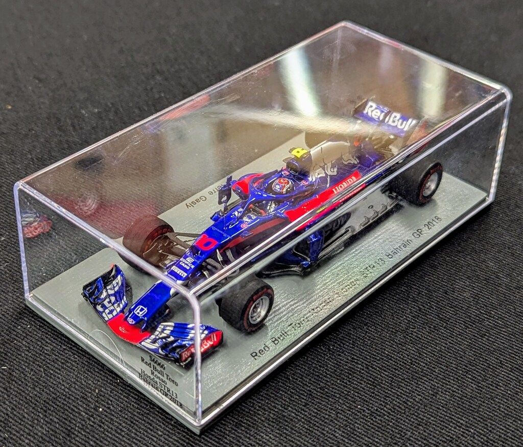 Spark model 1|43 Red Bull Toro Rosso Honda No.10 Bahrain GP 2018 Toro Rosso S6060