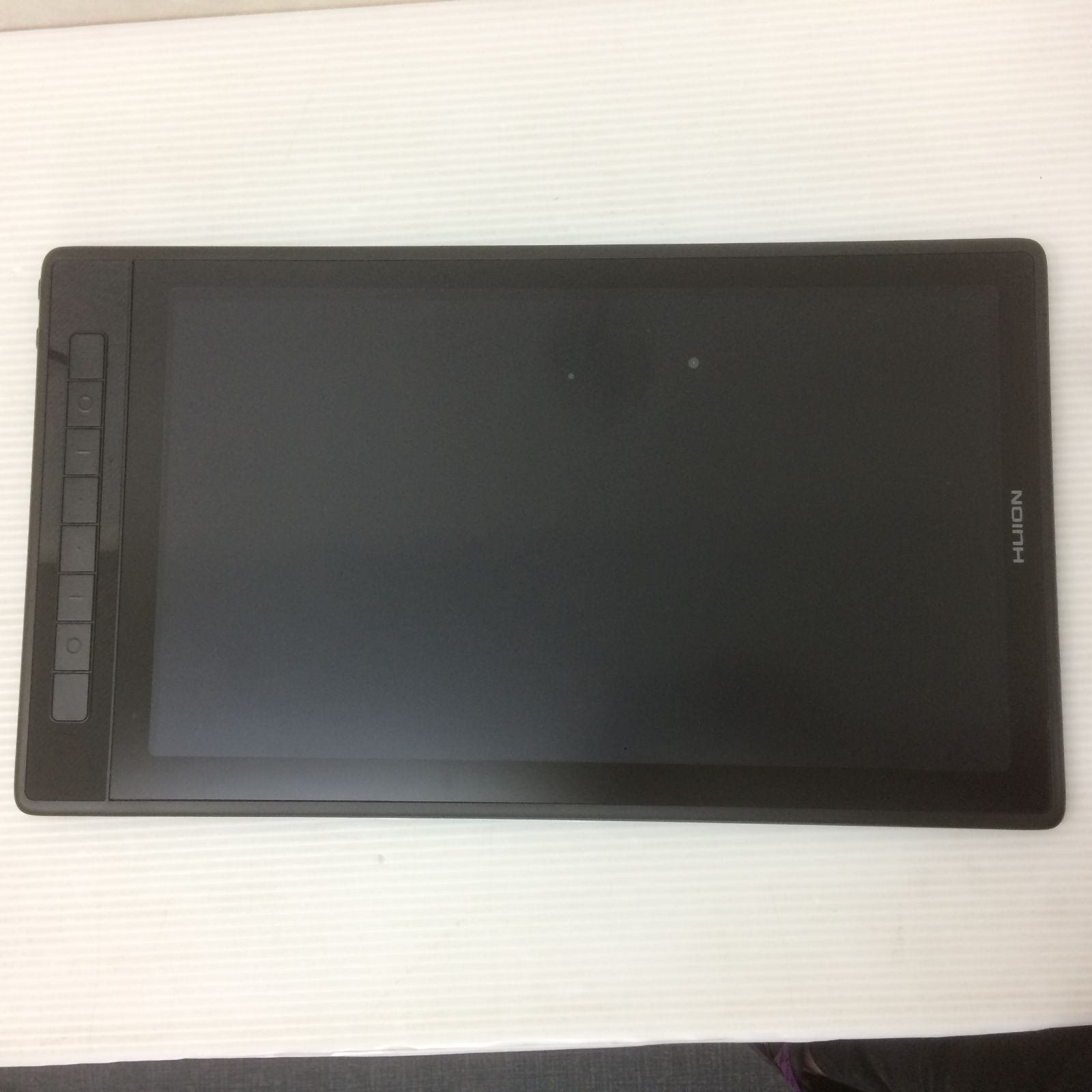 △HUION 15.6インチ 液晶タブレット KAMVAS Pro 16 中古品 