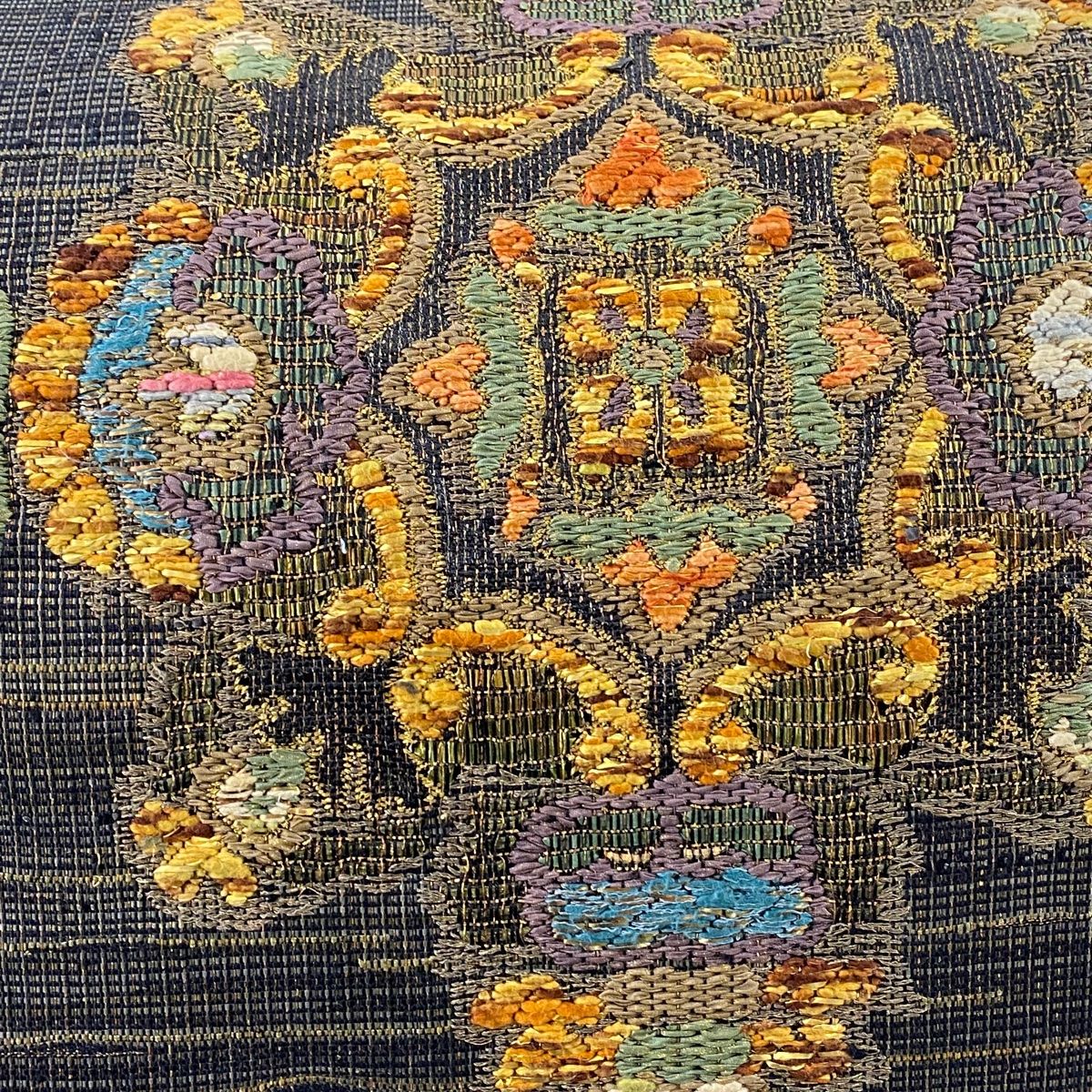 H-648 袋帯 正絹 お太鼓柄 金糸 箔 華模様 花丸模様 扇柄 金 袋帯 美品 秀品 華文 箔 金糸 黒 お太鼓柄 正絹 【中古】 - メルカリ